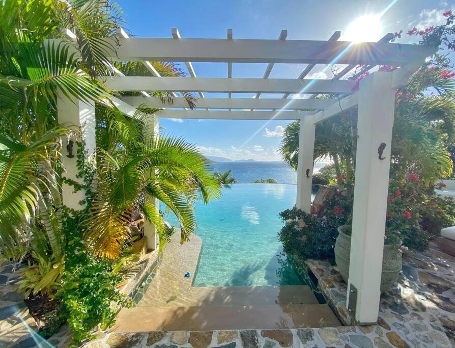 Luxury 7Br Waterfront Villa With Views Of Marina Cay And Scrub Island East End 外观 照片