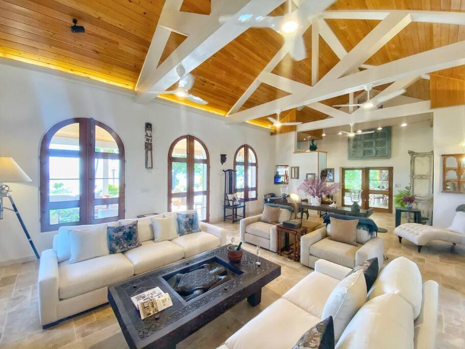 Luxury 7Br Waterfront Villa With Views Of Marina Cay And Scrub Island East End 外观 照片