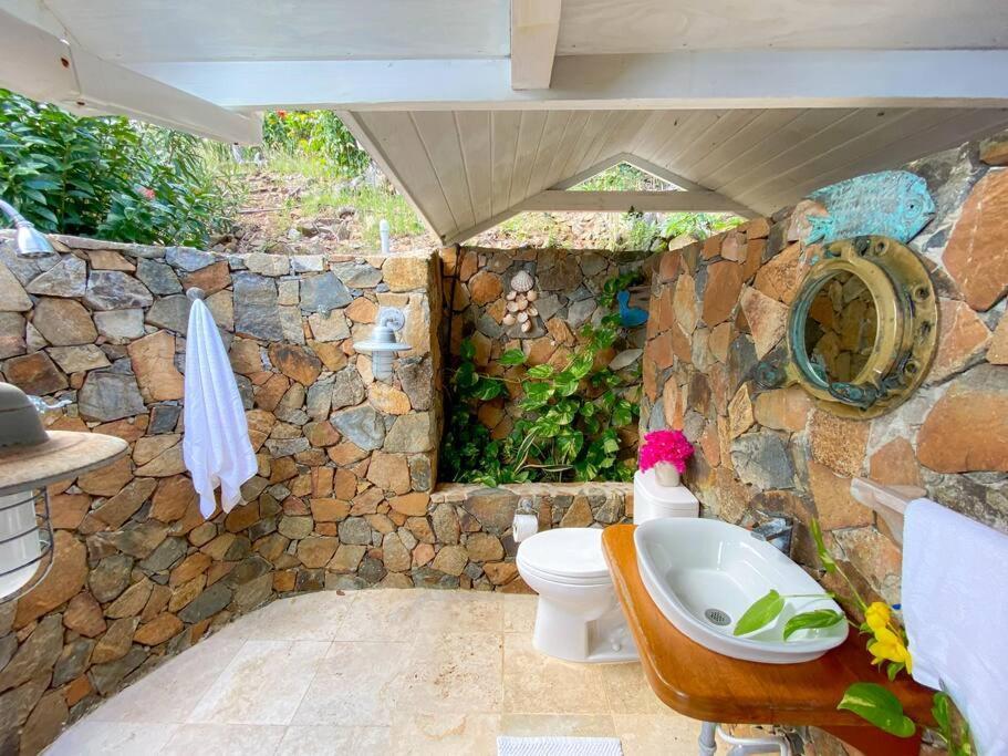 Luxury 7Br Waterfront Villa With Views Of Marina Cay And Scrub Island East End 外观 照片